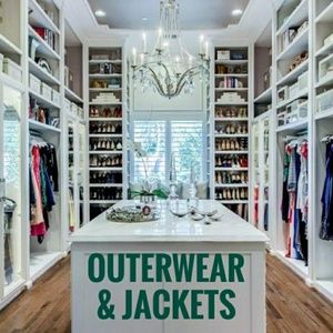 Outerwear & Jackets